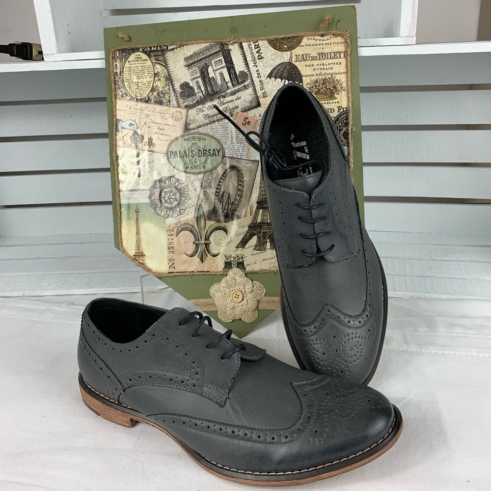 J75 by Jump Shoes.